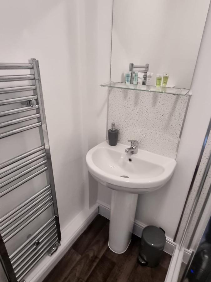 Grey Stone Studio Apartments Halifax Bagian luar foto